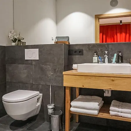1 Bedroom Nice In